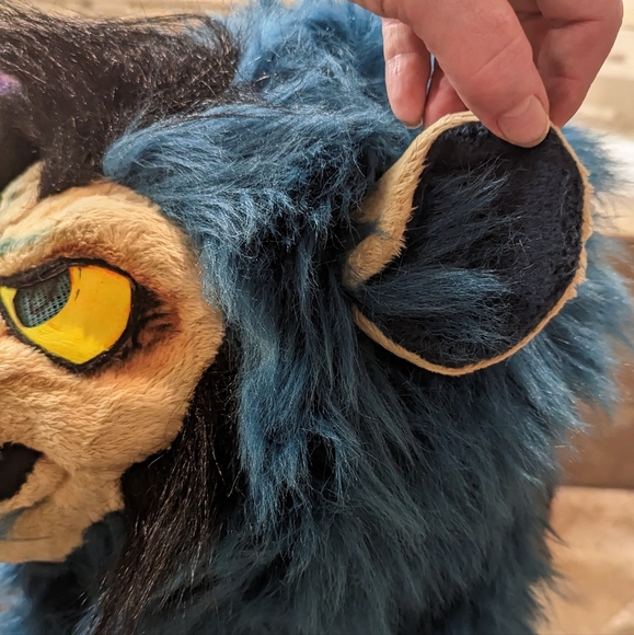 Lion Head Partial Furry - Picture 6 of 12